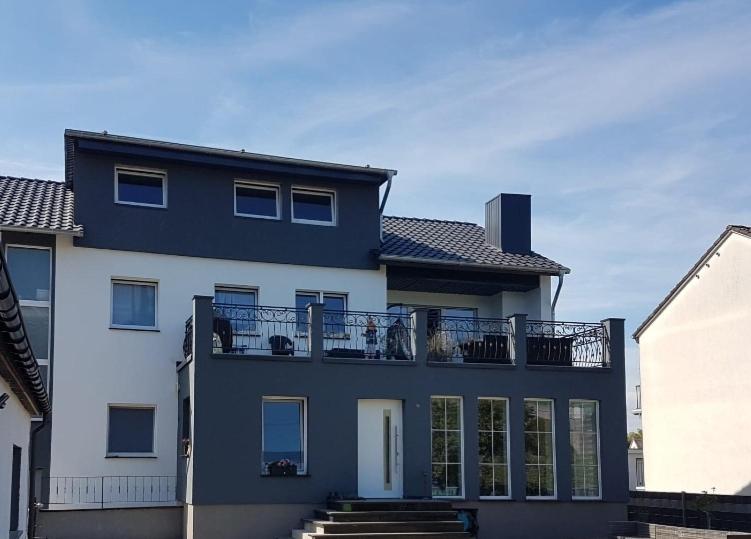 Fewo Mit Terasse Neuwied & Koblenz Exterior photo