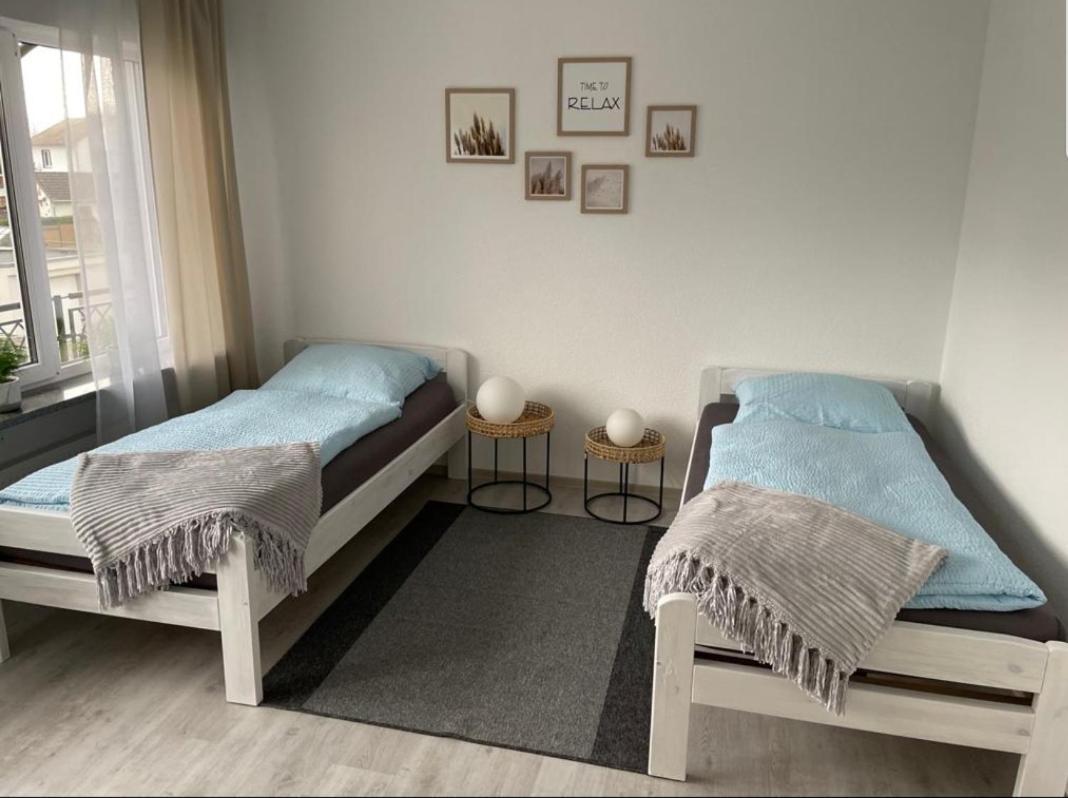 Fewo Mit Terasse Neuwied & Koblenz Exterior photo